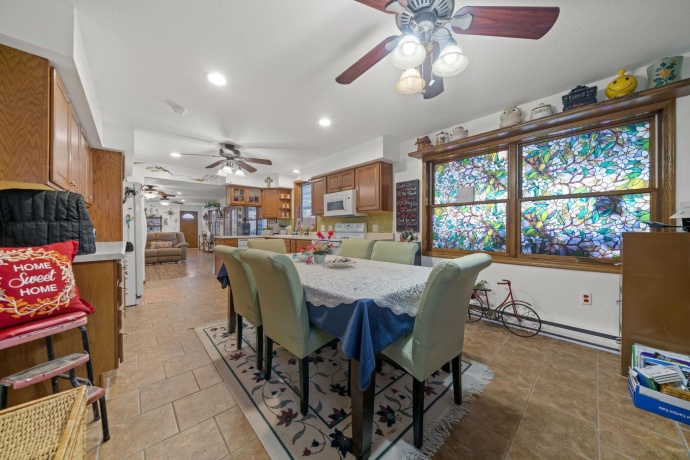 207 1st, OREGON, Illinois 61061, 2 Bedrooms Bedrooms, ,2 BathroomsBathrooms,House,For Sale,1st,202507539