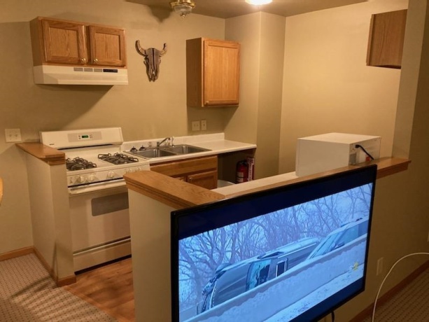 325 Clark 2C, Utica, Illinois 61373, 1 Bedroom Bedrooms, ,1 BathroomBathrooms,House,For Sale,Clark 2C,202507540