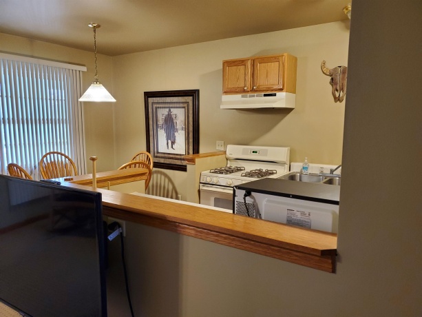 325 Clark 2C, Utica, Illinois 61373, 1 Bedroom Bedrooms, ,1 BathroomBathrooms,House,For Sale,Clark 2C,202507540