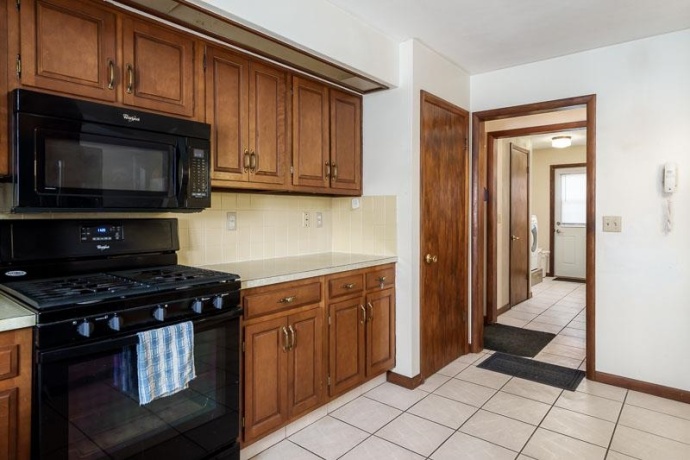 1126 Main, PECATONICA, Illinois 61063, 2 Bedrooms Bedrooms, ,2 BathroomsBathrooms,House,For Sale,Main,202507544