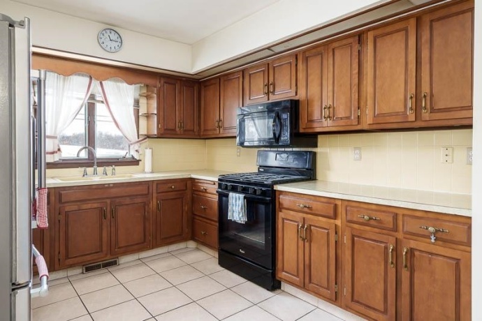 1126 Main, PECATONICA, Illinois 61063, 2 Bedrooms Bedrooms, ,2 BathroomsBathrooms,House,For Sale,Main,202507544