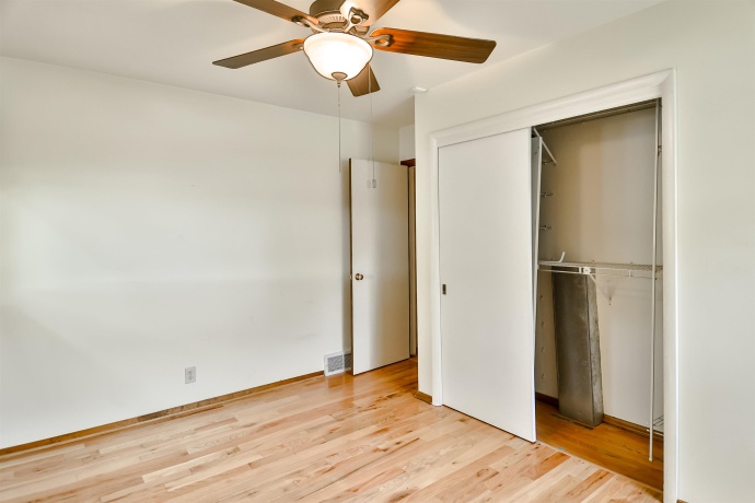 4520 GUILFORD, ROCKFORD, Illinois 61107, 2 Bedrooms Bedrooms, ,1 BathroomBathrooms,House,For Sale,GUILFORD,202507545