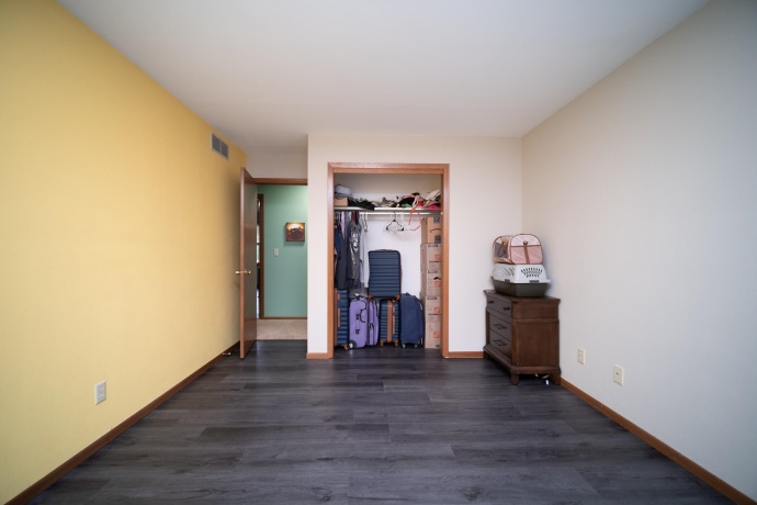 4036 FOX HILLS, ROCKFORD, Illinois 61101, 3 Bedrooms Bedrooms, ,2 BathroomsBathrooms,House,For Sale,FOX HILLS,202506426