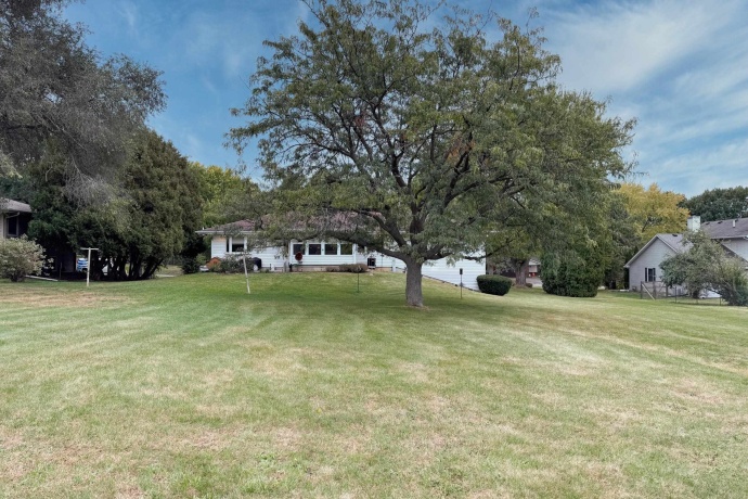 4036 FOX HILLS, ROCKFORD, Illinois 61101, 3 Bedrooms Bedrooms, ,2 BathroomsBathrooms,House,For Sale,FOX HILLS,202506426