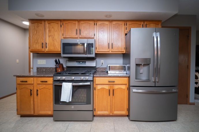 4036 FOX HILLS, ROCKFORD, Illinois 61101, 3 Bedrooms Bedrooms, ,2 BathroomsBathrooms,House,For Sale,FOX HILLS,202506426