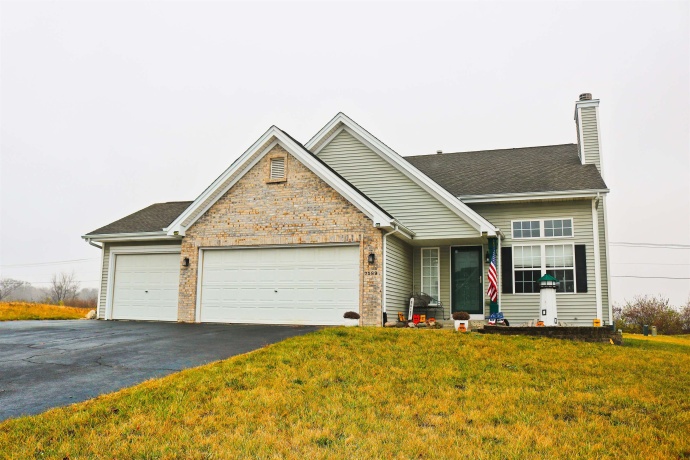 7589 Stanton, ROCKFORD, Illinois 61109, 4 Bedrooms Bedrooms, ,2 BathroomsBathrooms,House,For Sale,Stanton,202507546