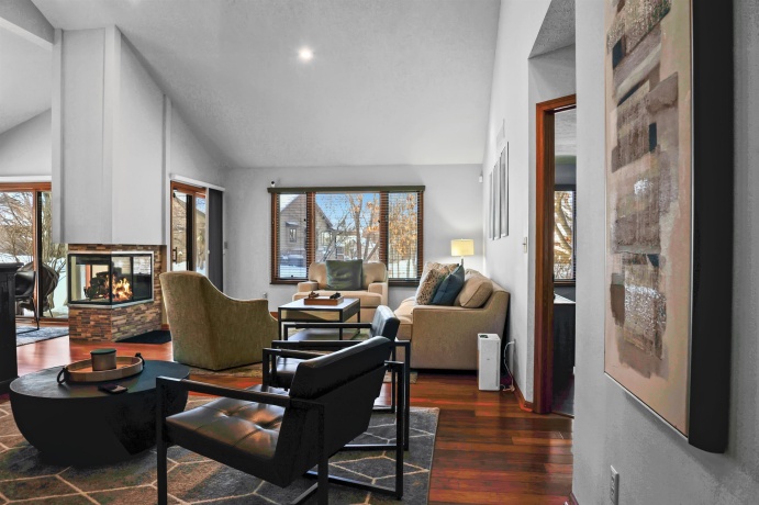 6442 Old Hunters Run 37, ROCKFORD, Illinois 61114, 3 Bedrooms Bedrooms, ,3 BathroomsBathrooms,Condominium,For Sale,Old Hunters Run 37,202507548