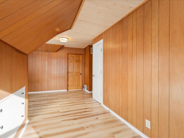 7643 Rogers, MACHESNEY PARK, Illinois 61115, 3 Bedrooms Bedrooms, ,1 BathroomBathrooms,House,For Sale,Rogers,202507264