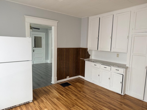 903 11, ROCKFORD, Illinois 61104, ,2 Units,For Sale,11,202507550