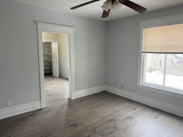 903 11, ROCKFORD, Illinois 61104, ,2 Units,For Sale,11,202507550