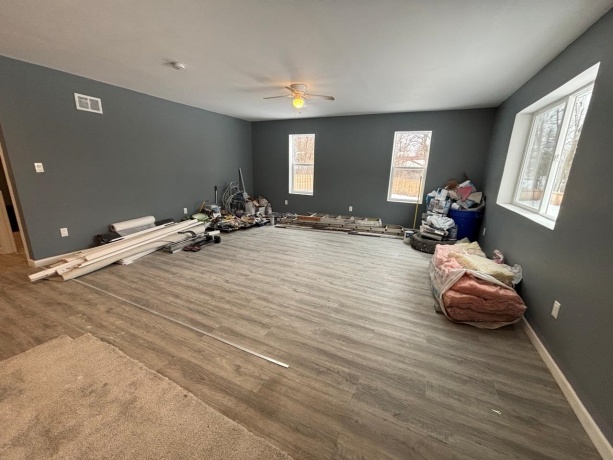 3137 Collins, ROCKFORD, Illinois 61109, 3 Bedrooms Bedrooms, ,2 BathroomsBathrooms,House,For Sale,Collins,202507552