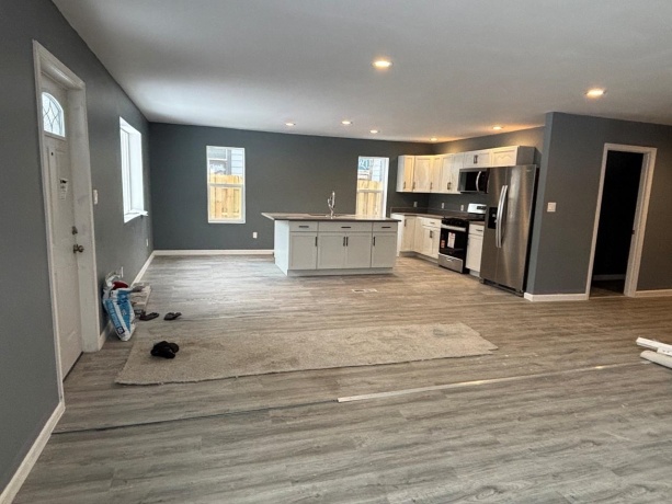 3137 Collins, ROCKFORD, Illinois 61109, 3 Bedrooms Bedrooms, ,2 BathroomsBathrooms,House,For Sale,Collins,202507552