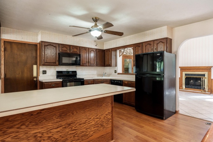 4625 Comet, MACHESNEY PARK, Illinois 61115, 3 Bedrooms Bedrooms, ,1 BathroomBathrooms,House,For Sale,Comet,202506059