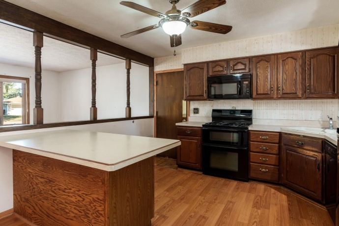 4625 Comet, MACHESNEY PARK, Illinois 61115, 3 Bedrooms Bedrooms, ,1 BathroomBathrooms,House,For Sale,Comet,202506059