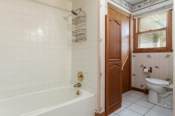 4625 Comet, MACHESNEY PARK, Illinois 61115, 3 Bedrooms Bedrooms, ,1 BathroomBathrooms,House,For Sale,Comet,202506059