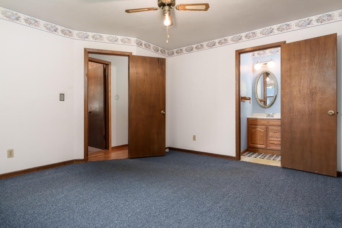 4625 Comet, MACHESNEY PARK, Illinois 61115, 3 Bedrooms Bedrooms, ,1 BathroomBathrooms,House,For Sale,Comet,202506059