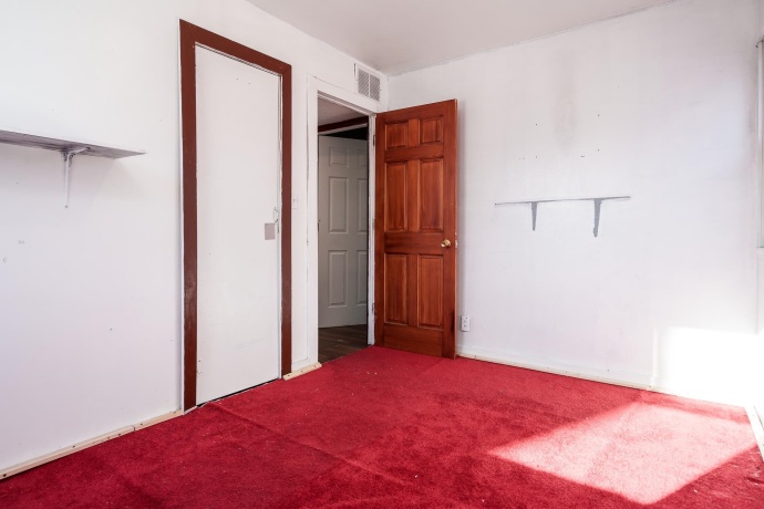 2004 Sauber, ROCKFORD, Illinois 61103, 2 Bedrooms Bedrooms, ,1 BathroomBathrooms,House,For Sale,Sauber,202507553