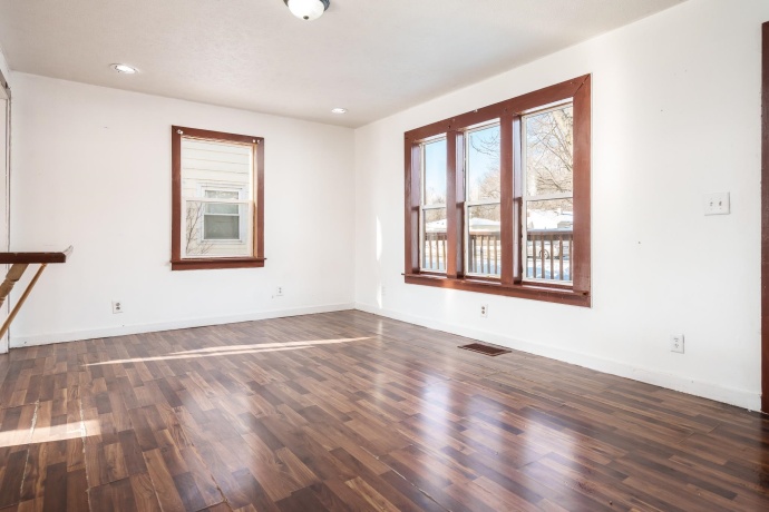 2004 Sauber, ROCKFORD, Illinois 61103, 2 Bedrooms Bedrooms, ,1 BathroomBathrooms,House,For Sale,Sauber,202507553