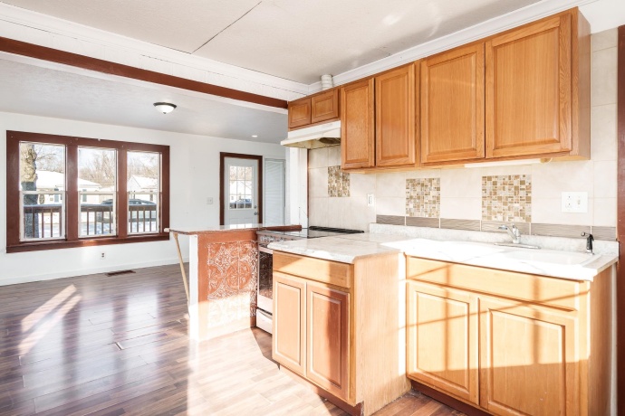 2004 Sauber, ROCKFORD, Illinois 61103, 2 Bedrooms Bedrooms, ,1 BathroomBathrooms,House,For Sale,Sauber,202507553