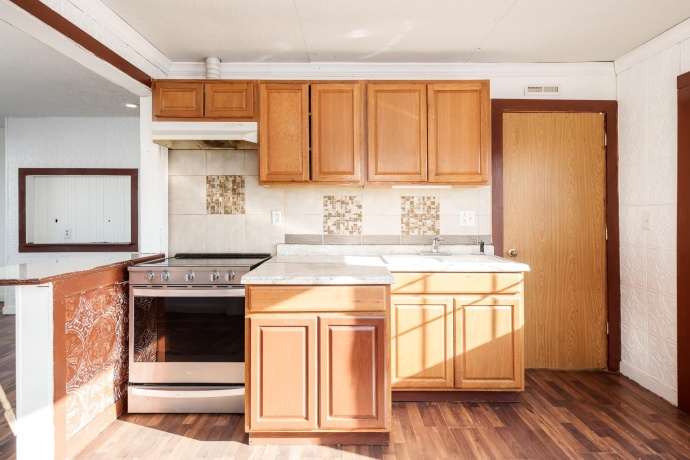 2004 Sauber, ROCKFORD, Illinois 61103, 2 Bedrooms Bedrooms, ,1 BathroomBathrooms,House,For Sale,Sauber,202507553