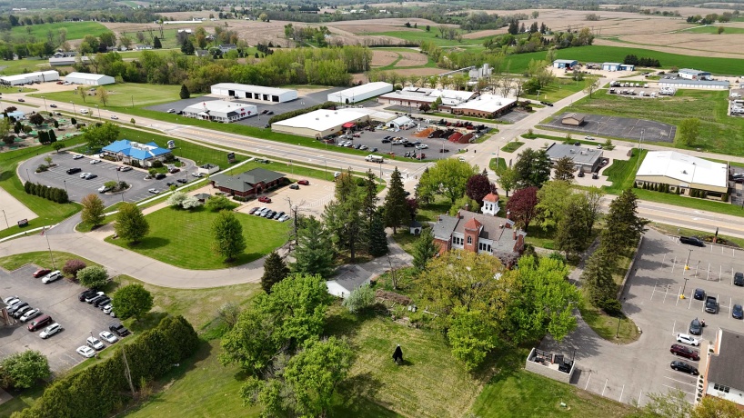 11373 US Highway 20, GALENA, Illinois 61036, 10 Bedrooms Bedrooms, ,8 BathroomsBathrooms,House,For Sale,US Highway 20,202502299