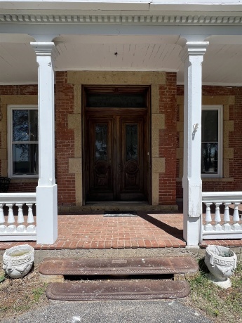 11373 US Highway 20, GALENA, Illinois 61036, 10 Bedrooms Bedrooms, ,8 BathroomsBathrooms,House,For Sale,US Highway 20,202502299