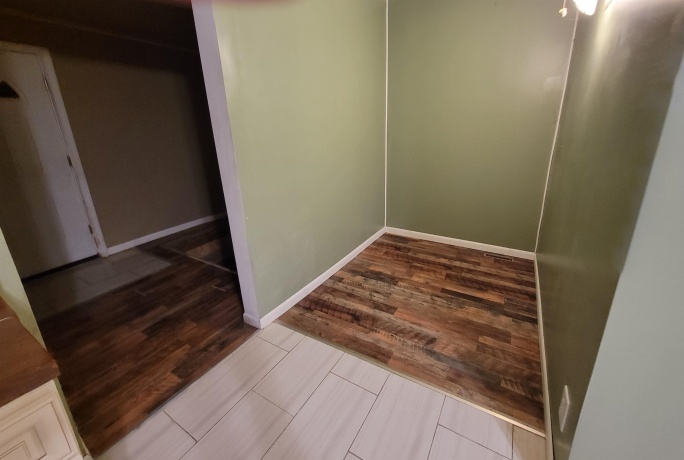 915 Superior, OTTAWA, Illinois 61350, 4 Bedrooms Bedrooms, ,1 BathroomBathrooms,House,For Sale,Superior,202507556