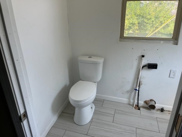 915 Superior, OTTAWA, Illinois 61350, 4 Bedrooms Bedrooms, ,1 BathroomBathrooms,House,For Sale,Superior,202507556