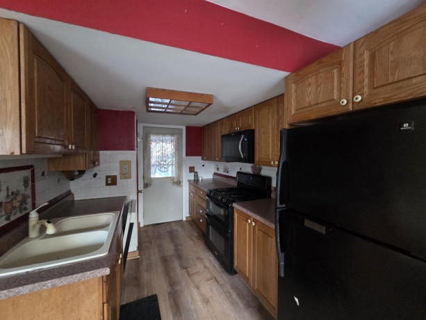 257 Dover, DES PLAINES, Illinois 60018, 3 Bedrooms Bedrooms, ,1 BathroomBathrooms,Condominium,For Sale,Dover,202507557