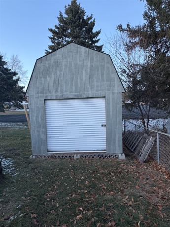 810 Pettit, MACHESNEY PARK, Illinois 61115, 3 Bedrooms Bedrooms, ,1 BathroomBathrooms,House,For Sale,Pettit,202507034