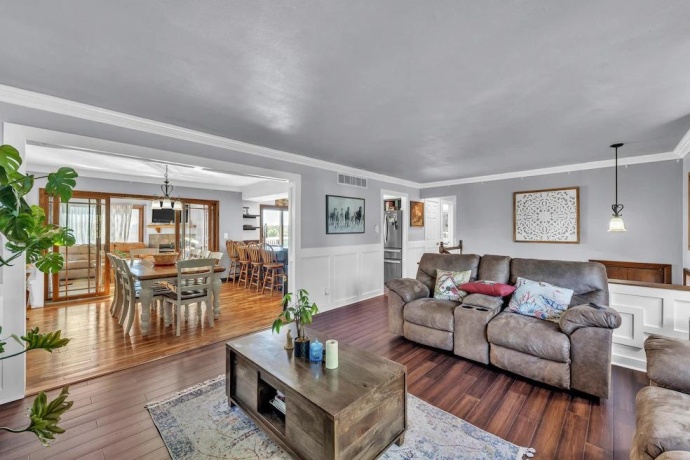 6338 Thicket, CHERRY VALLEY, Illinois 61016, 5 Bedrooms Bedrooms, ,2 BathroomsBathrooms,House,For Sale,Thicket,202507560