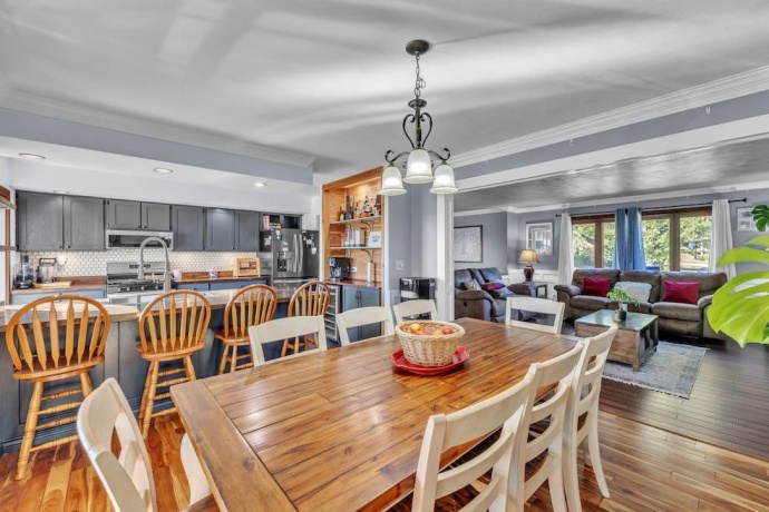 6338 Thicket, CHERRY VALLEY, Illinois 61016, 5 Bedrooms Bedrooms, ,2 BathroomsBathrooms,House,For Sale,Thicket,202507560