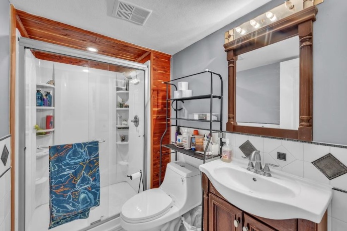 6338 Thicket, CHERRY VALLEY, Illinois 61016, 5 Bedrooms Bedrooms, ,2 BathroomsBathrooms,House,For Sale,Thicket,202507560