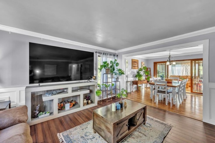 6338 Thicket, CHERRY VALLEY, Illinois 61016, 5 Bedrooms Bedrooms, ,2 BathroomsBathrooms,House,For Sale,Thicket,202507560