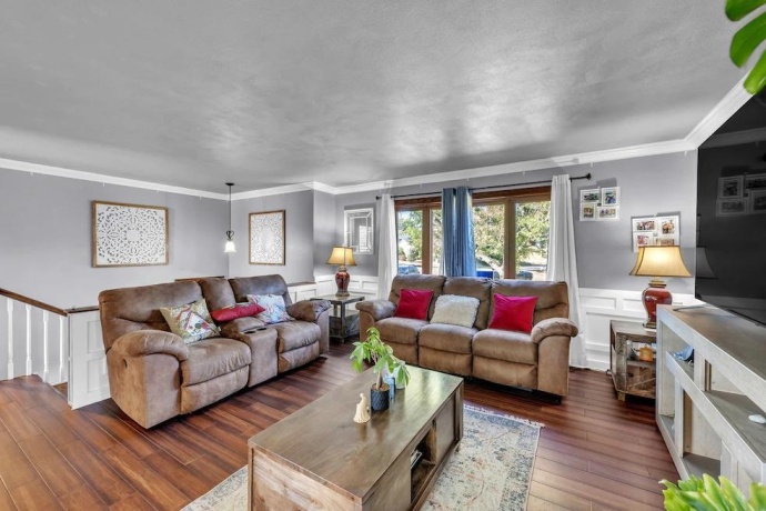 6338 Thicket, CHERRY VALLEY, Illinois 61016, 5 Bedrooms Bedrooms, ,2 BathroomsBathrooms,House,For Sale,Thicket,202507560