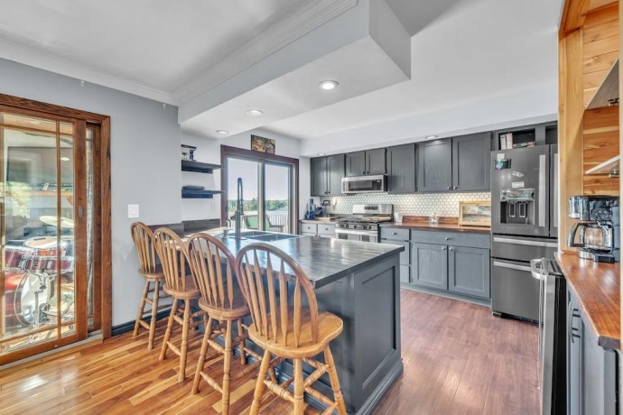 6338 Thicket, CHERRY VALLEY, Illinois 61016, 5 Bedrooms Bedrooms, ,2 BathroomsBathrooms,House,For Sale,Thicket,202507560