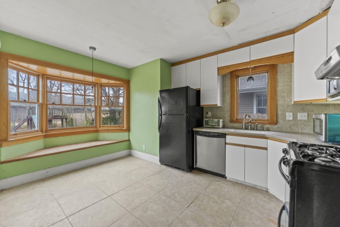 1904 Hancock, ROCKFORD, Illinois 61103, 3 Bedrooms Bedrooms, ,1 BathroomBathrooms,House,For Sale,Hancock,202507301