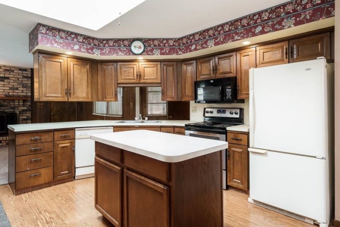 1918 Oak Leaf Court, SOUTH BELOIT, Illinois 61080, 3 Bedrooms Bedrooms, ,1 BathroomBathrooms,House,For Sale,Oak Leaf Court,202507561