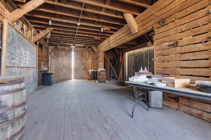 395 Cedarville, FREEPORT, Illinois 61032, 4 Bedrooms Bedrooms, ,2 BathroomsBathrooms,House,For Sale,Cedarville,202507288