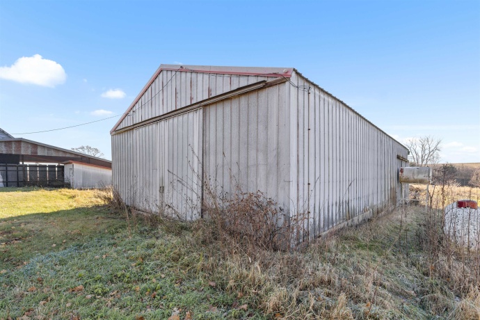 395 Cedarville, FREEPORT, Illinois 61032, 4 Bedrooms Bedrooms, ,2 BathroomsBathrooms,House,For Sale,Cedarville,202507288