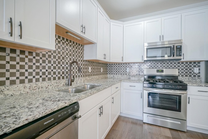 212 Martin, OREGON, Illinois 61061, 3 Bedrooms Bedrooms, ,2 BathroomsBathrooms,Condominium,For Sale,Martin,202507562