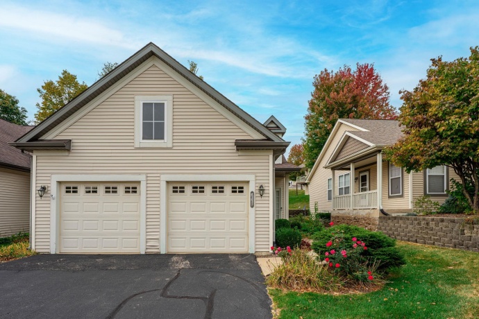 2517 Sandhutton, ROCKFORD, Illinois 61108, 2 Bedrooms Bedrooms, ,2 BathroomsBathrooms,Condominium,For Sale,Sandhutton,202507571