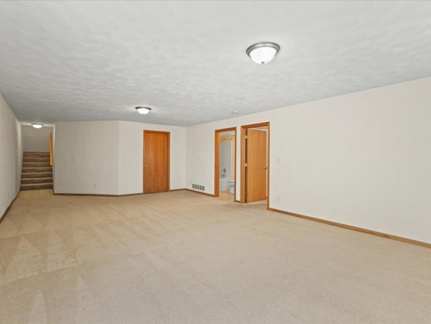 2422 Arnold, ROCKFORD, Illinois 61108, 3 Bedrooms Bedrooms, ,3 BathroomsBathrooms,Condominium,For Sale,Arnold,202507572