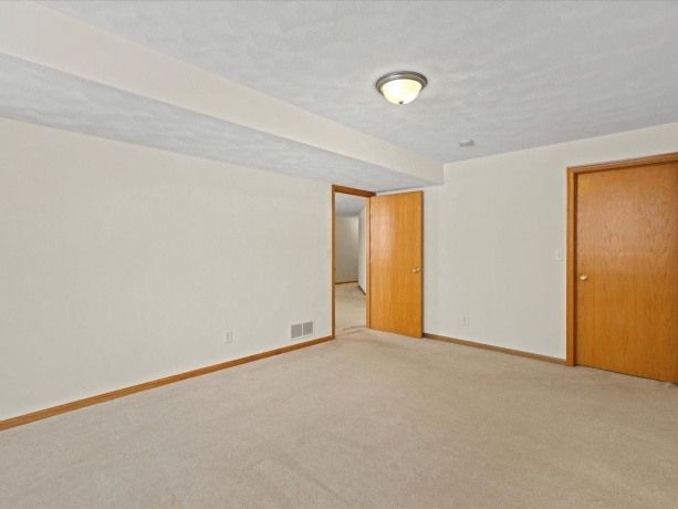 2422 Arnold, ROCKFORD, Illinois 61108, 3 Bedrooms Bedrooms, ,3 BathroomsBathrooms,Condominium,For Sale,Arnold,202507572