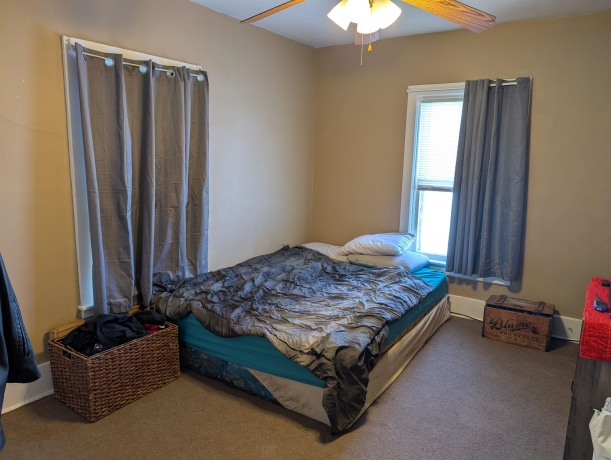 717 Pleasant, FREEPORT, Illinois 61032, ,2 Units,For Sale,Pleasant,202507570