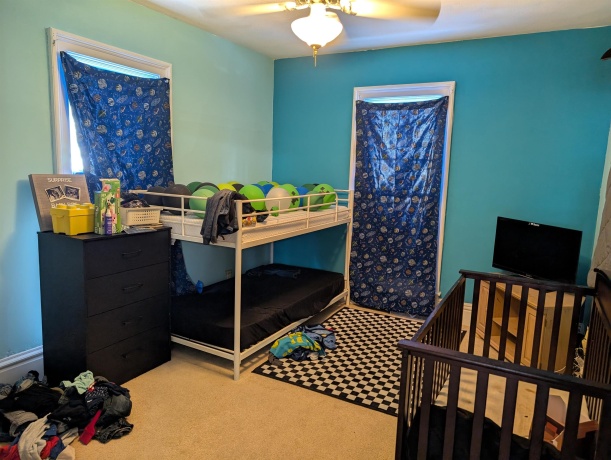 717 Pleasant, FREEPORT, Illinois 61032, ,2 Units,For Sale,Pleasant,202507570