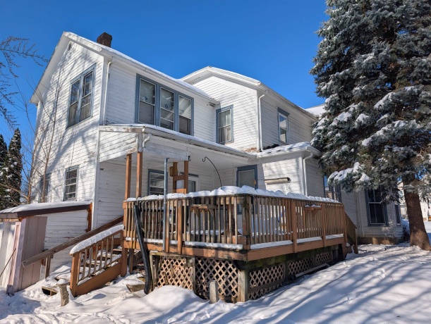 717 Pleasant, FREEPORT, Illinois 61032, ,2 Units,For Sale,Pleasant,202507570