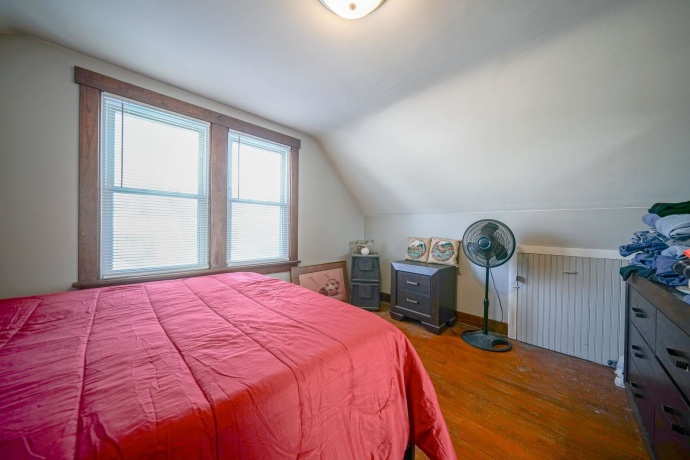 409 Lincoln, MOUNT MORRIS, Illinois 61054, 2 Bedrooms Bedrooms, ,1 BathroomBathrooms,House,For Sale,Lincoln,202507575