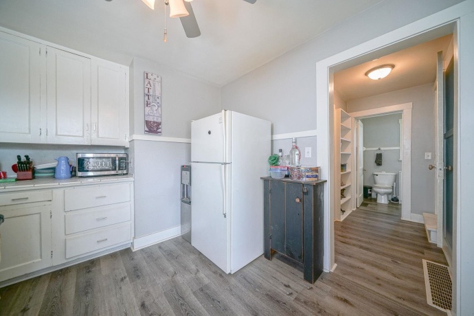 409 Lincoln, MOUNT MORRIS, Illinois 61054, 2 Bedrooms Bedrooms, ,1 BathroomBathrooms,House,For Sale,Lincoln,202507575