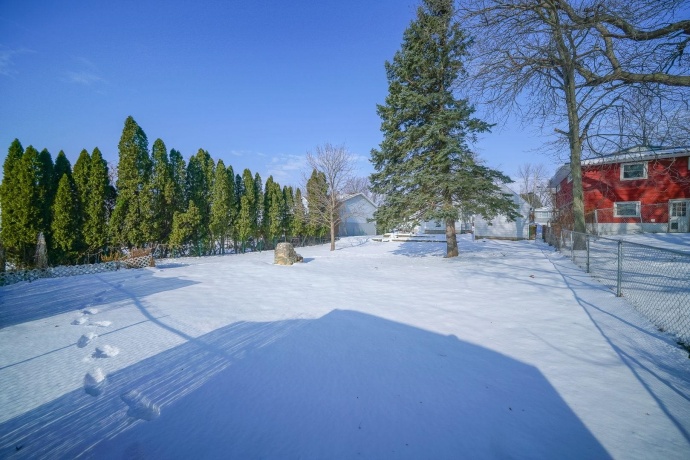 409 Lincoln, MOUNT MORRIS, Illinois 61054, 2 Bedrooms Bedrooms, ,1 BathroomBathrooms,House,For Sale,Lincoln,202507575